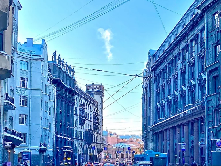 Авторская пешеходная экскурсия «КиноПетербург на Петроградской стороне»
