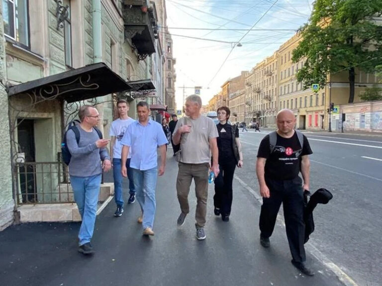 Авторская пешеходная экскурсия «Петербург Балабанова: фильм «Брат» и не только»